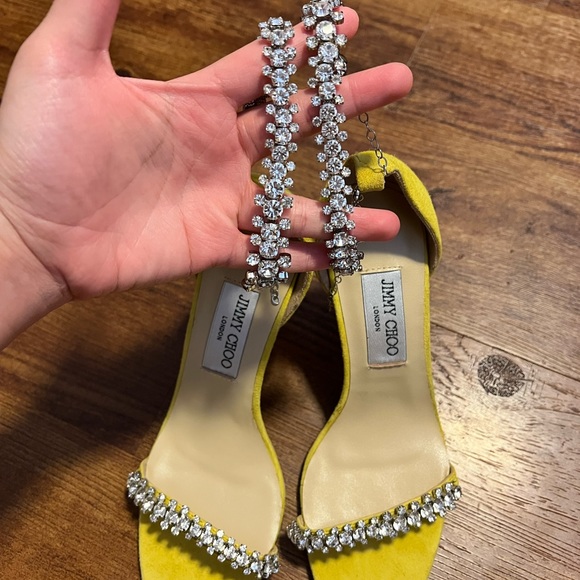 SOLD Jimmy choo Shiloh in yellow suede - Picture 3 of 4